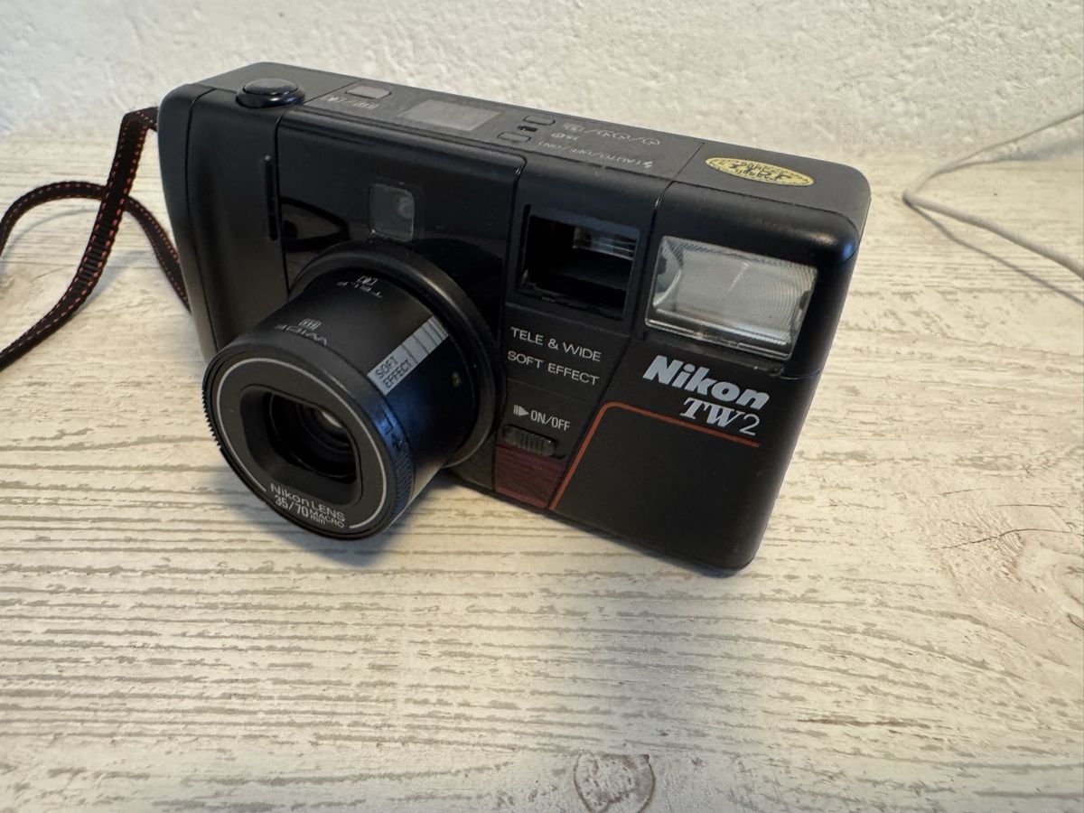 Nikon Kamera: Nikon tw2 kompaktkamera – Gebraucht aus Zunzgen von milesdavis76 2