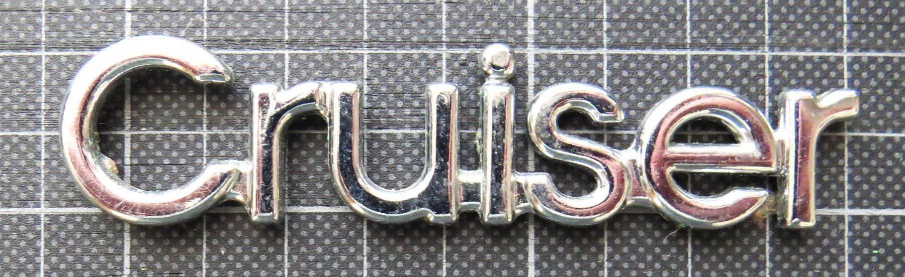 Tutti pezzi di ricambio auto: Cruiser Schriftzug – Usato da Ettingen venduto da campione_1