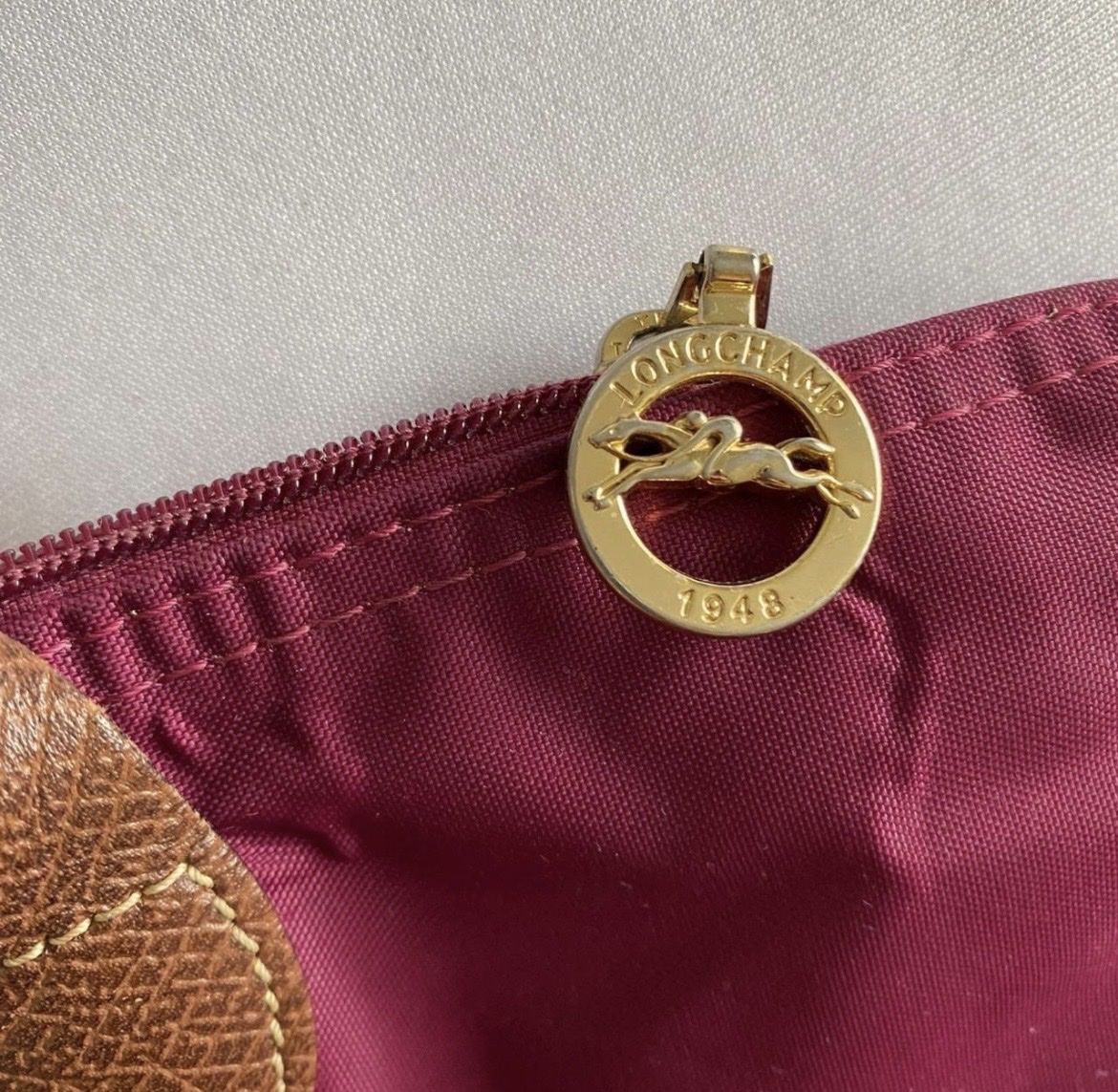 Longchamp Sacs femmes: Longchamp Tasche Burgundy – D'occasion à Zollikon par 2009Jasmin 3