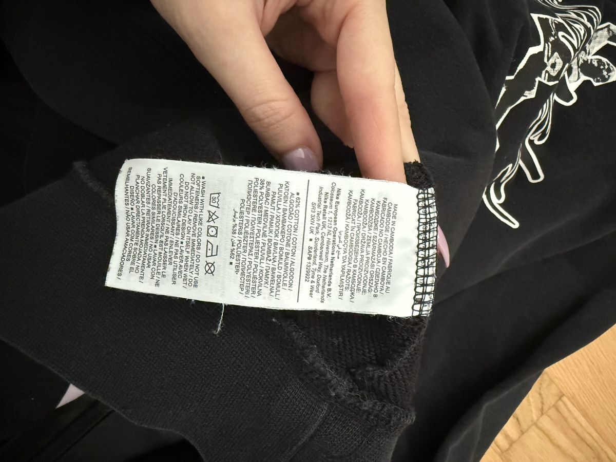 Jordan Pulls & Sweat-shirts: Jordan Pullover schwarz – D'occasion à Winterthur par yar_dpp8 5