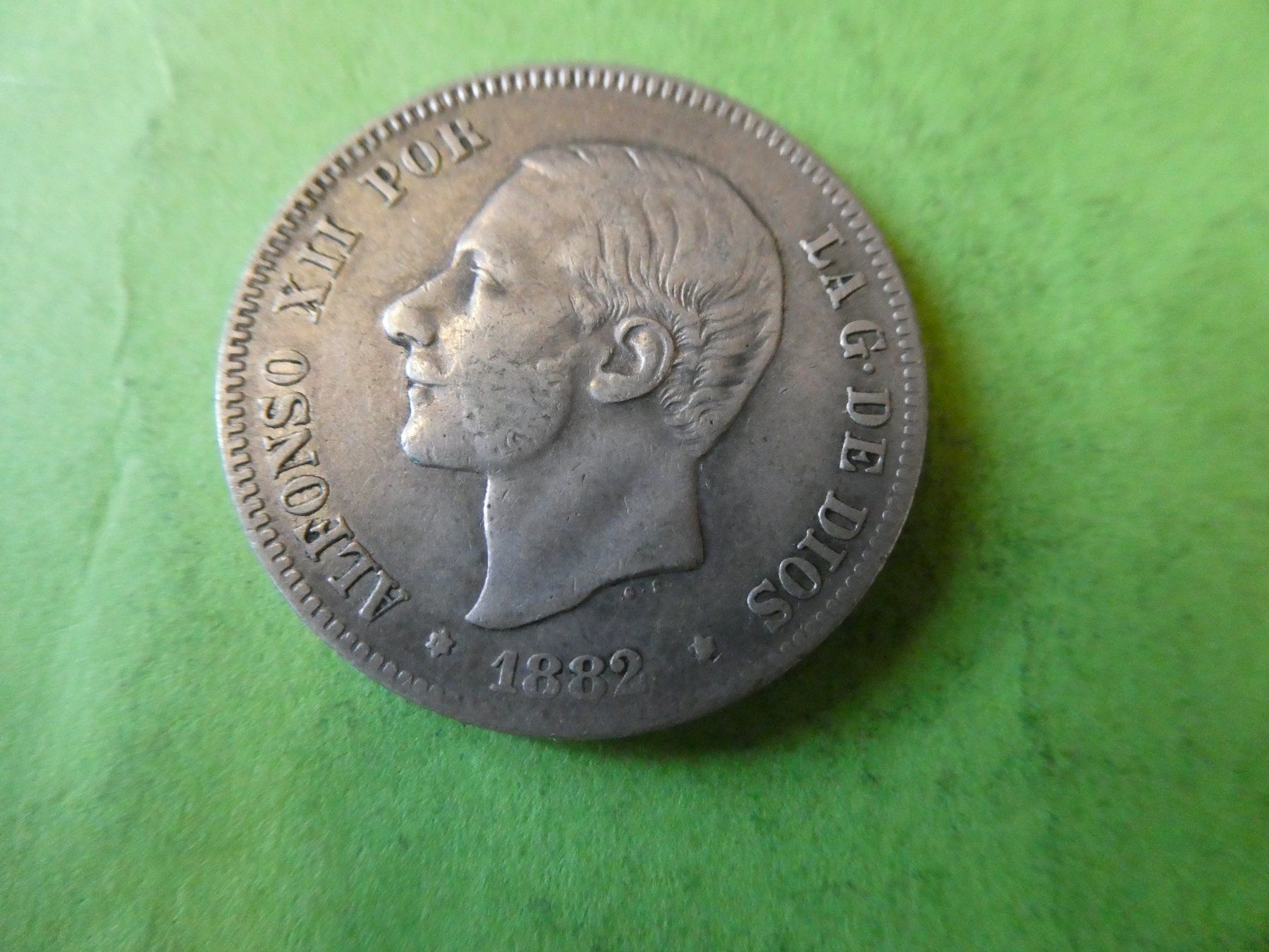 Tutti le monete: Spanien 1882, 2 Pesetas   Silber – Usato da Hinterforst venduto da Rohusri