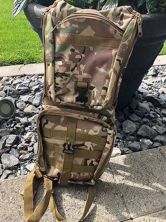 Universal Rucksack NEU