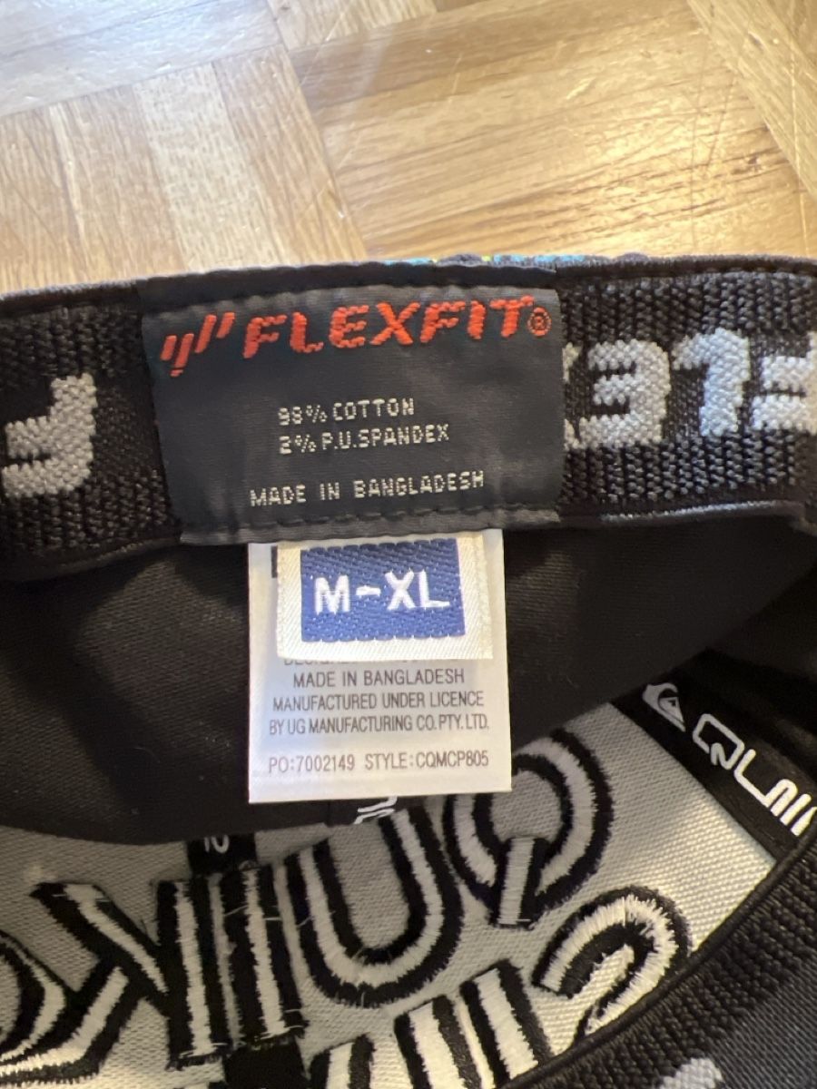 Quiksilver Altro abbigliamento per bambino: Kappe Quiksilver Flexfit M-XL – Usato da Zuchwil venduto da Commander0 3
