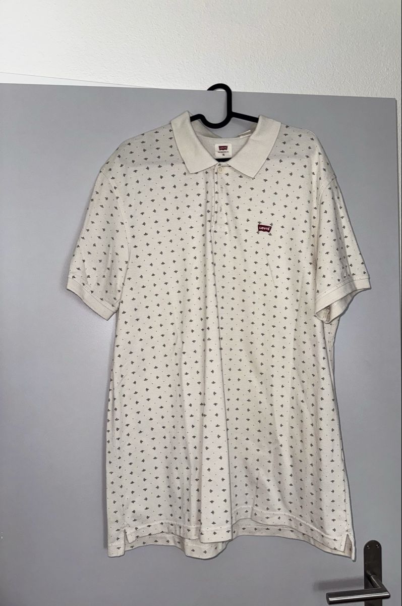 Levi's Polo-Shirts: Levi's Polohemd weiss gemustert – Neu (gemäss Beschreibung) aus Ebikon von jov_w5ww