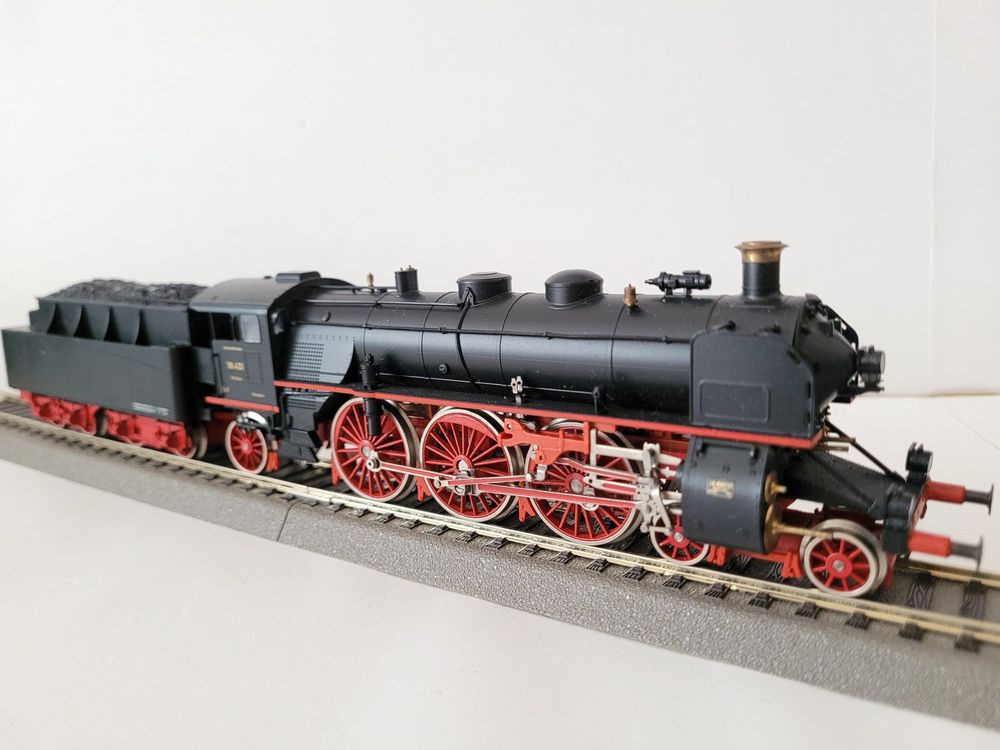 Liliput H0 - 8322 - Locomotive pour train miniature (1