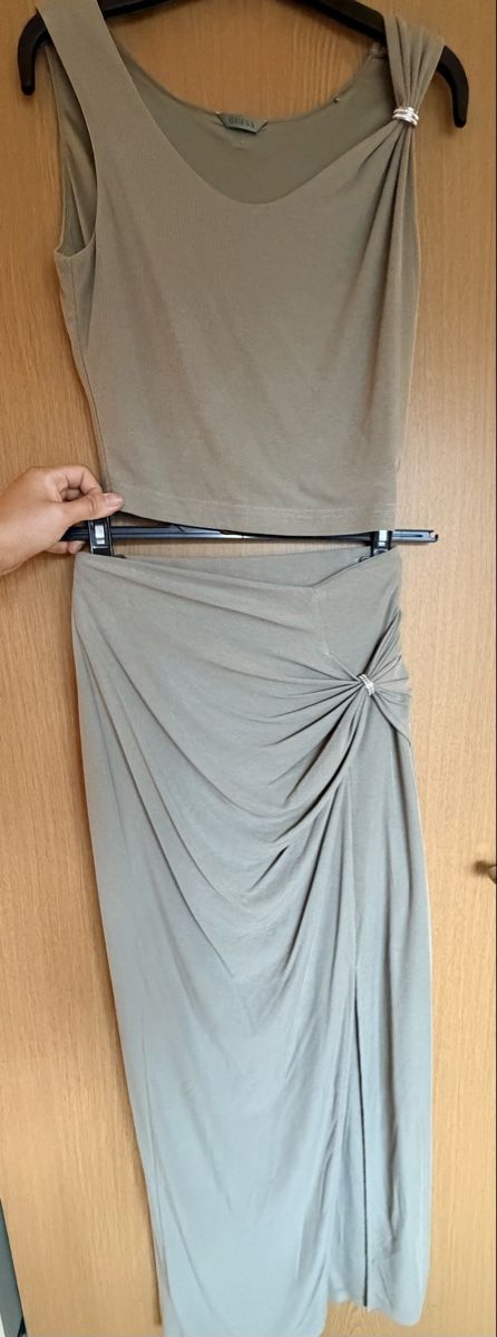 Guess Robes: Guess - body contouring coord -Set – Neuf (Voir description) à Bern par Marie_B21