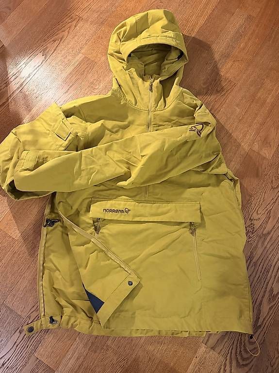 Vestes: Norrona Svalbard Medium – Neuf avec emballage d'origine à Bremgarten b. Bern par she_hb9j 1