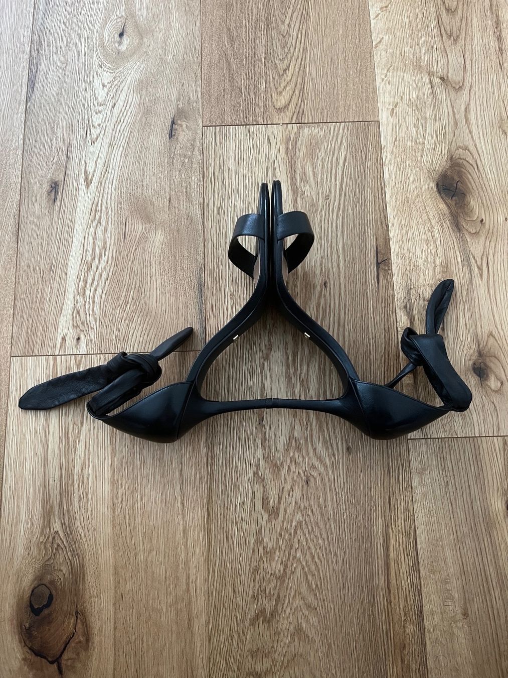 Scarpe da donna: Arezzo Lace-Up Sandalen, Gr. 38 – Nuovo (secondo la descrizione) da Interlaken venduto da fbnscl 2