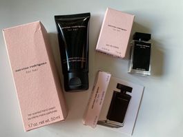 Set Narciso Rodriguez for her