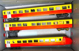 TEE STEUERWGEN +2 PERSONENWAGEN  SPUR 0