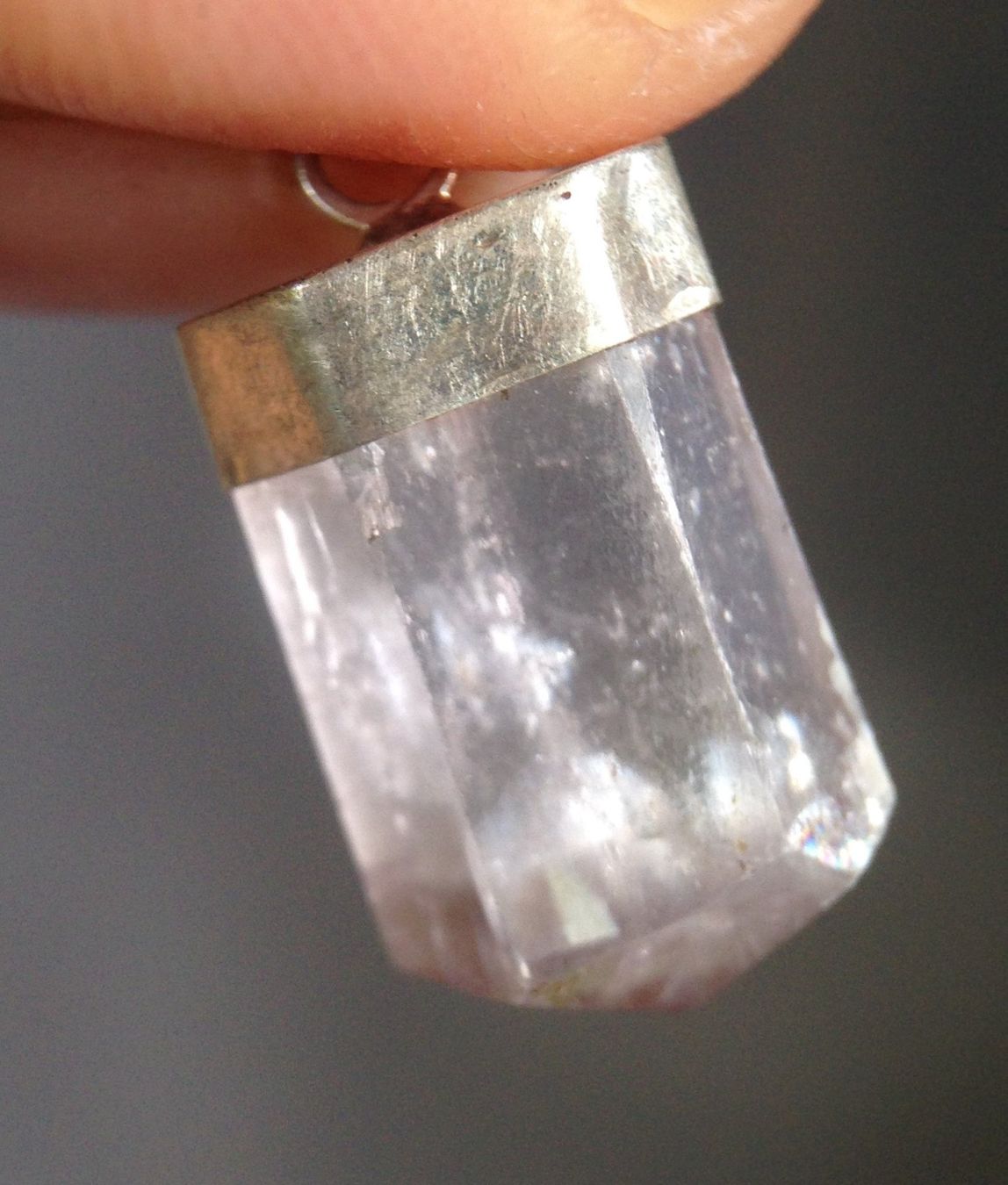 Minerali & Pietre curative: pendentif kunzite – Usato da Vevey venduto da zabounetta 9