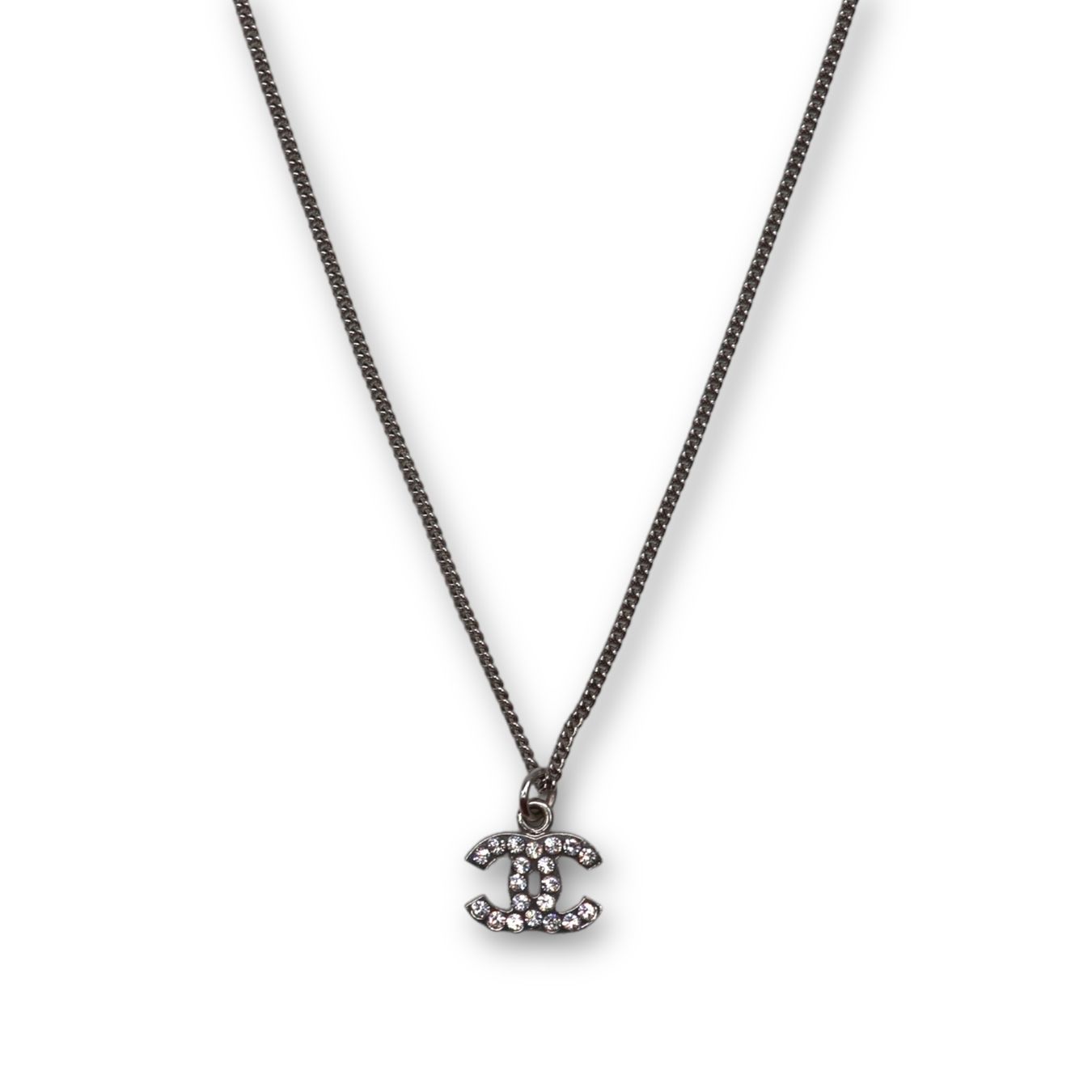 Chanel Catenine: Chanel Kette klein – Usato da Binningen venduto da Designerlabels