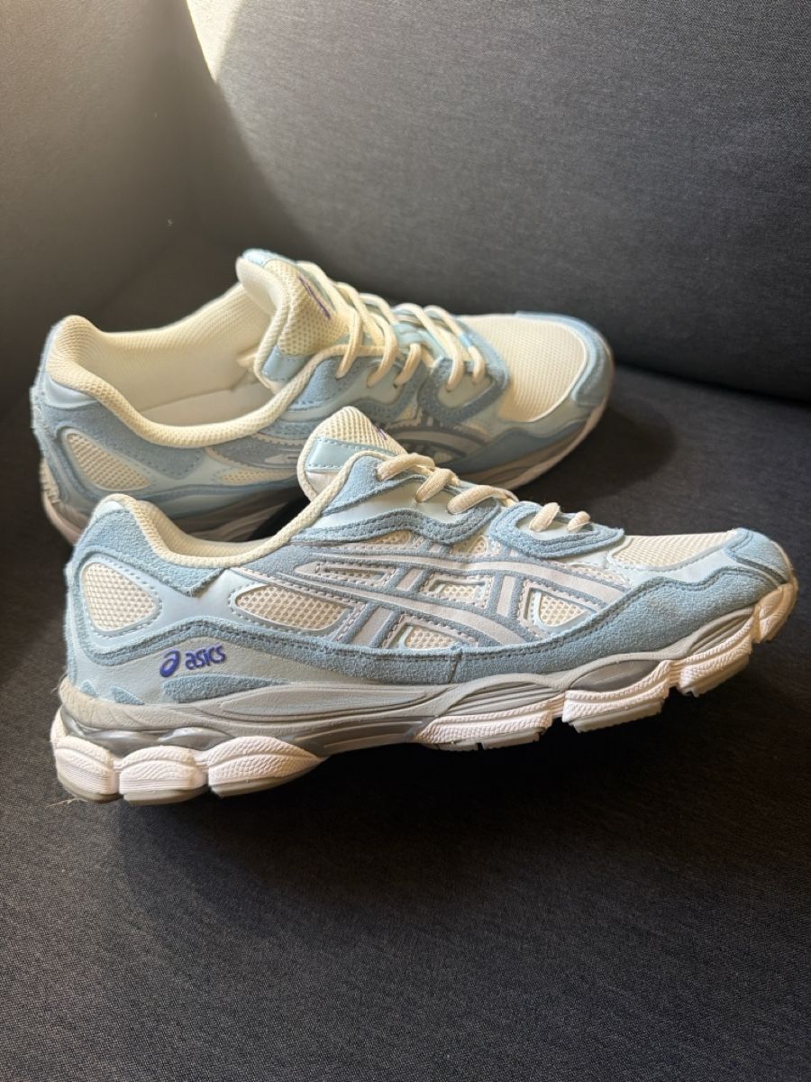 Scarpe da uomo: Asics Gel NYC Hellblau Sky – Nuovo (secondo la descrizione) da Möriken AG venduto da ke_jh6d