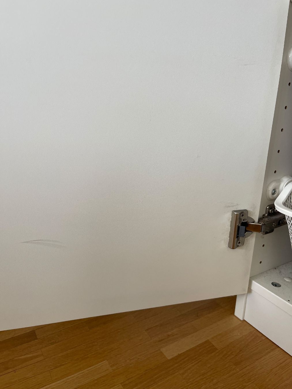 Ikea Armadi: Ikea Pax Kleiderschrank weiss – Usato da Solothurn venduto da hewlettundPackard 4