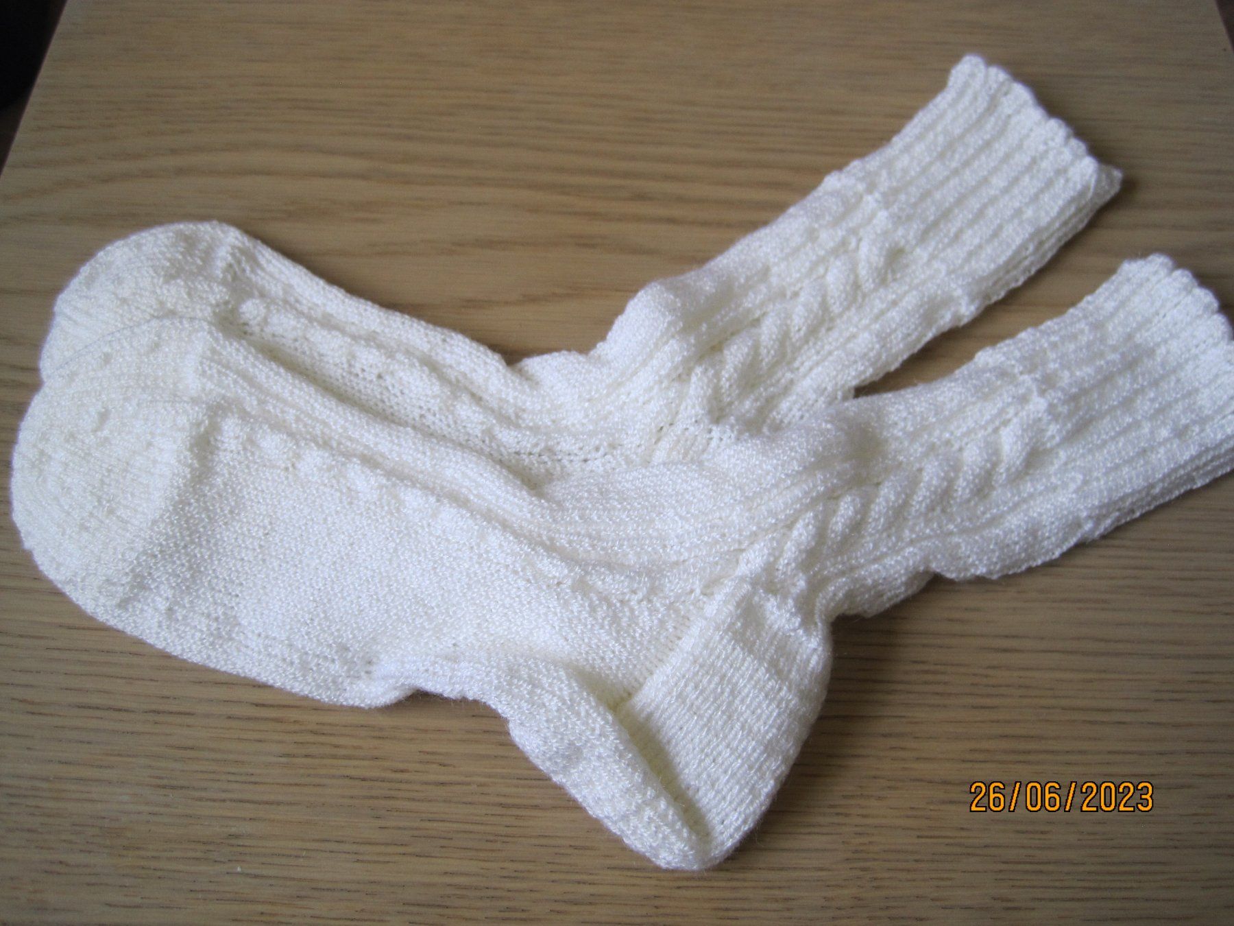 Calze: Gestrickte Damen oder Herrensocken  Grösse  40/ 41/42   NEU – Nuovo (secondo la descrizione) da Huttwil venduto da Sommerhaus 1