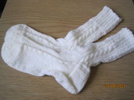 Gestrickte Damen oder Herrensocken  Grösse  40/ 41/42   NEU