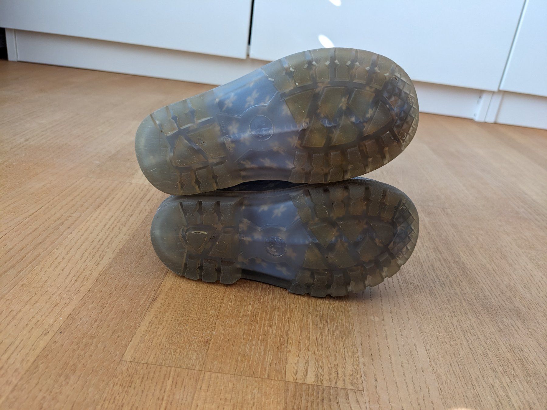 Scarpe per ragazzi: Eiskönigin Gummistiefel Grösse 25 – Usato da Wald ZH venduto da andy_ch01 5