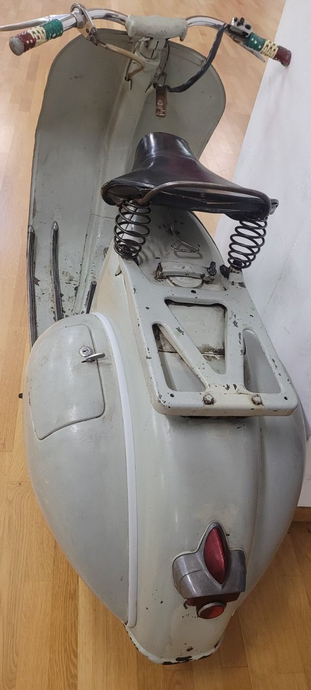 Piaggio Scooter: Vespa 1956 – Usato da Martigny venduto da Philippe3691 1