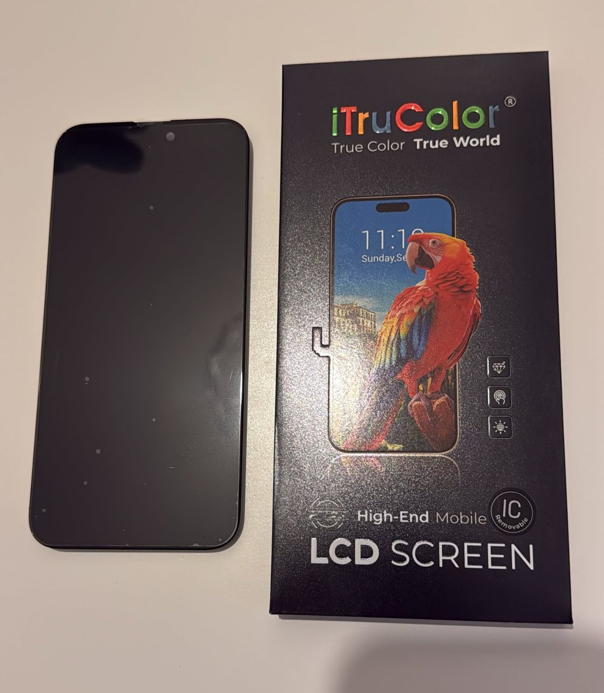 Monitor: Display Iphone 15 pro max Diagnostic – Nuovo e nell'imballaggio originale da Leukerbad venduto da mig_8bbp