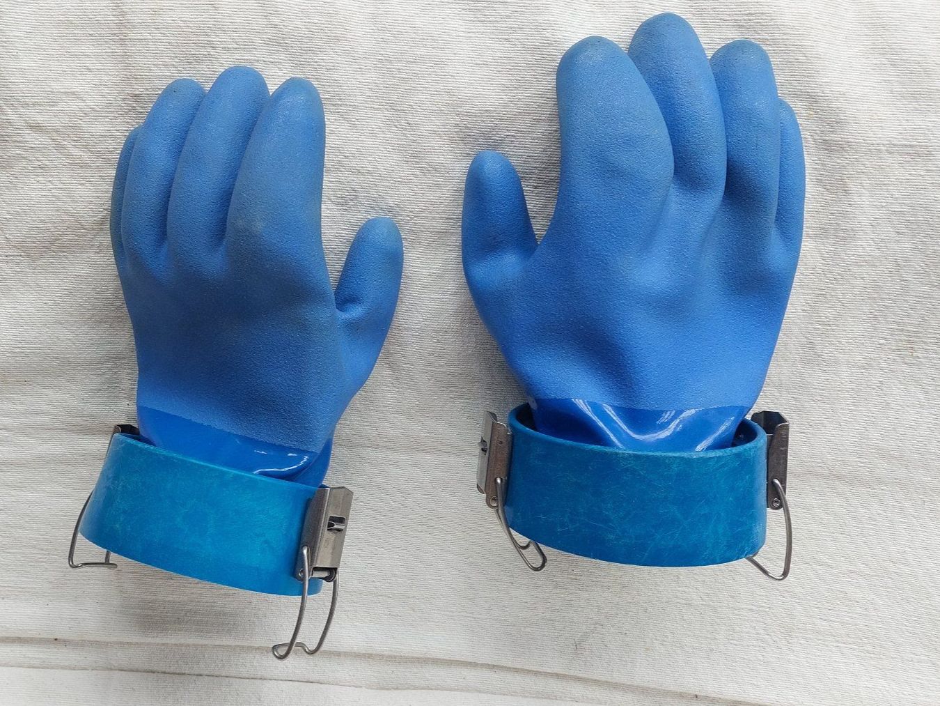 Guanti & manicotti: Trockentauchhandschuhe Pro DS – Usato da S-chanf venduto da diascha