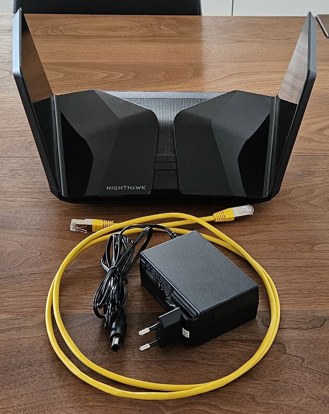 Netgear Modems & Routeurs: Netgear RAX80 Nighthawk WLAN-Router – D'occasion à Gamprin-Bendern par rogsta 4
