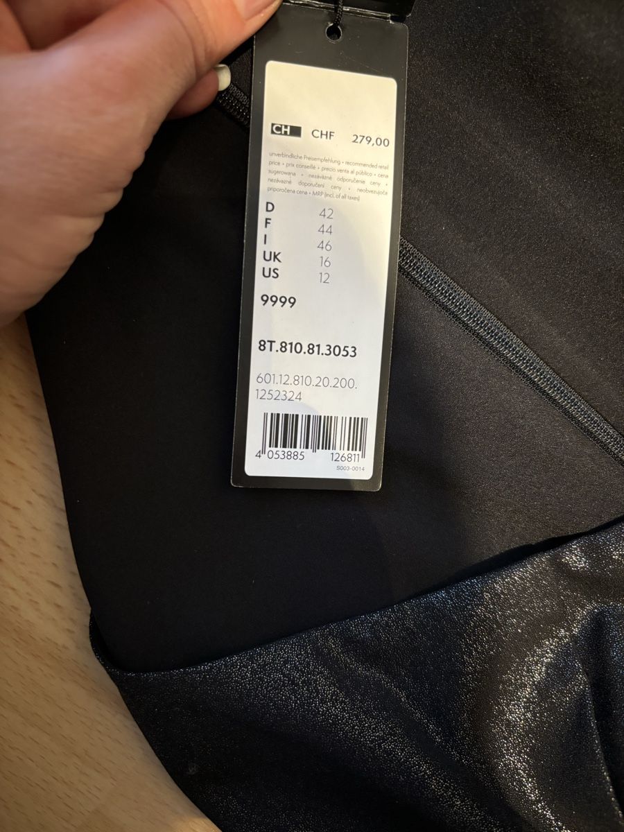 Comma Kleider: Abendkleid, Gr. 42, Neu mit Etikett von Comma – Neu und originalverpackt aus Schwerzenbach von eli_p52g 3