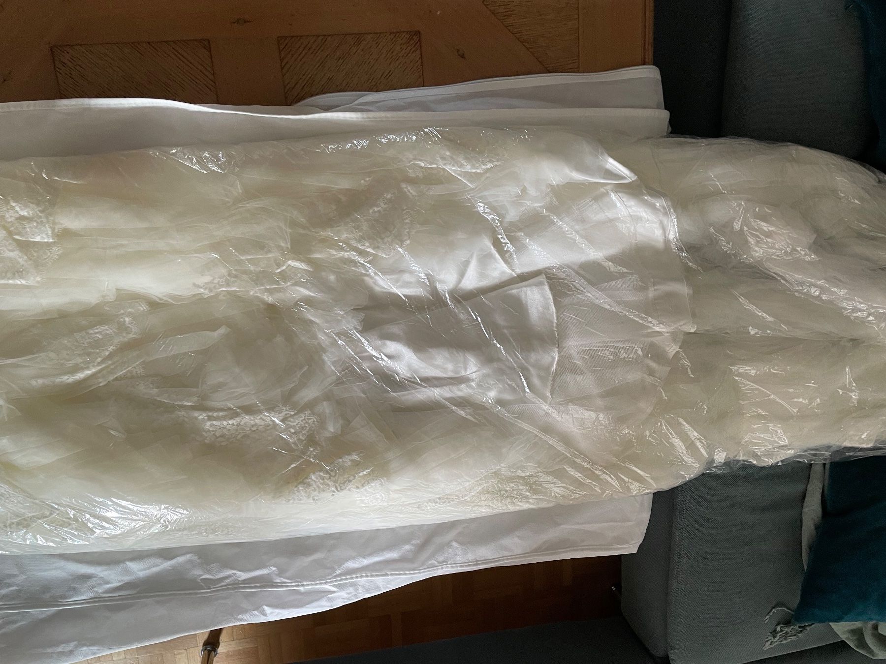 Pronovias Kleider: Pronovias Hochzeitskleid – Neu (gemäss Beschreibung) aus Bern von Ciacaprione 3
