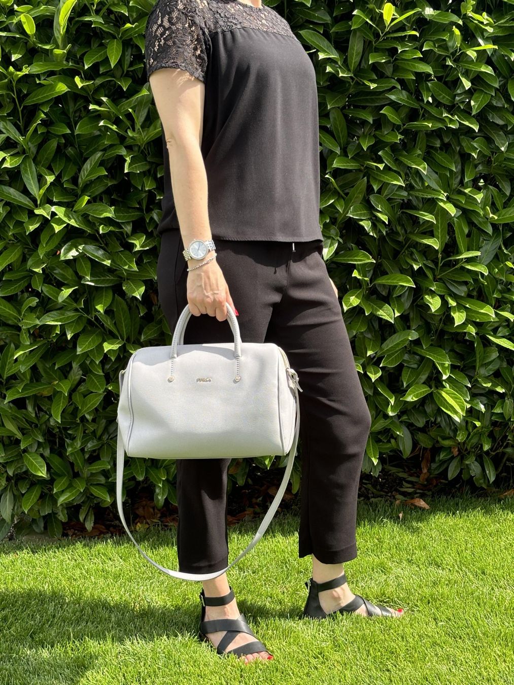 Furla Borse da donna: Wunderschöne Furla Ledertasche in Hellgrau - Top Zustand! – Usato da Tafers venduto da nad_2g7s 2
