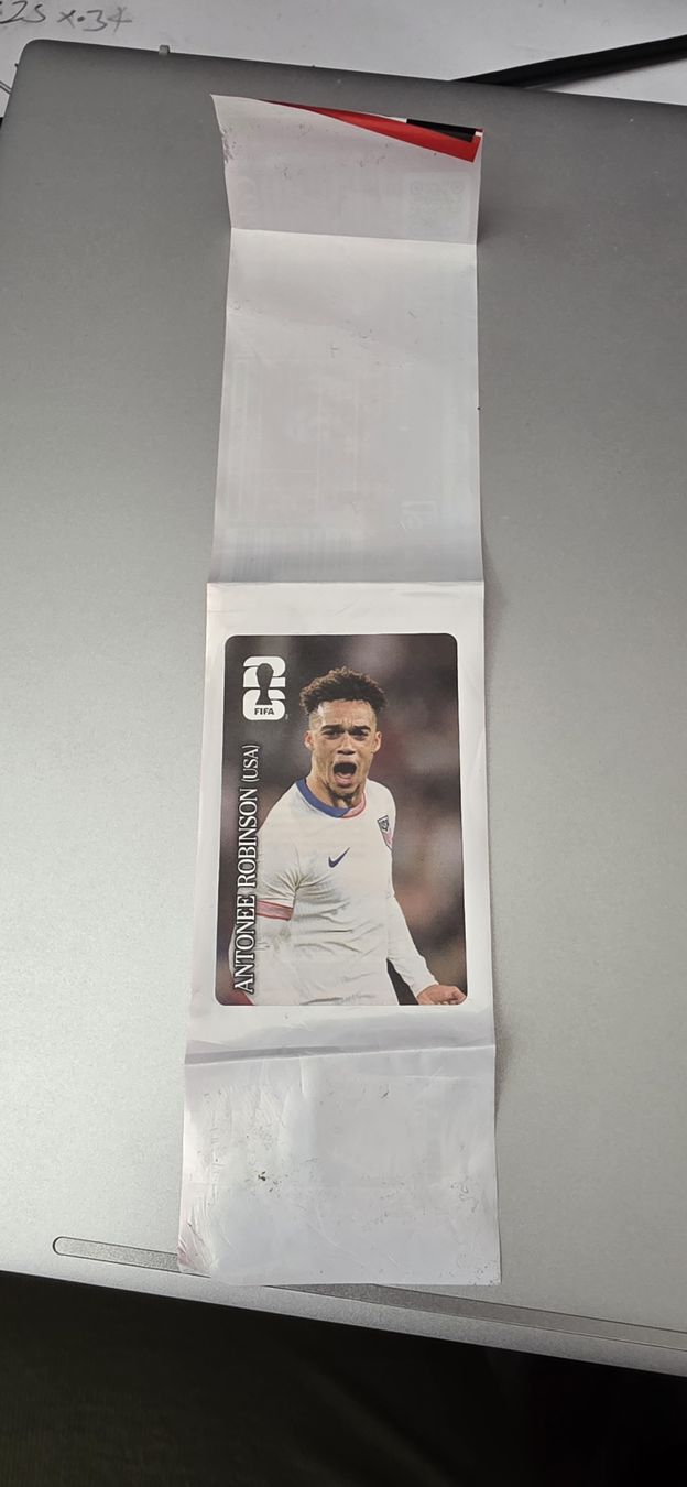 Panini Sammelbilder & Trading cards: Antonee Robinson Coca-Cola Panini Sticker WM26 – Neu und originalverpackt aus Zürich von Alibaba1234