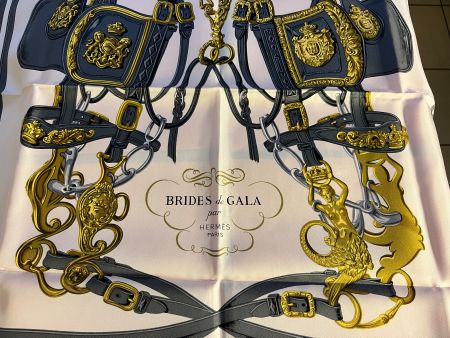 ORIGINAL HERMES FOULARD BRIDES de GALA
