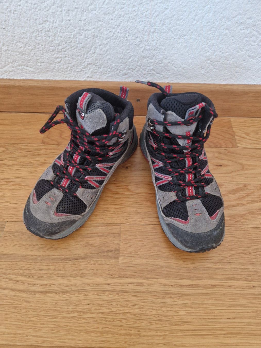 Mammut Scarpe da uomo: Robuste Mammut Wanderschuhe Gr. 32 – Usato da Buchs venduto da sonjaja 3