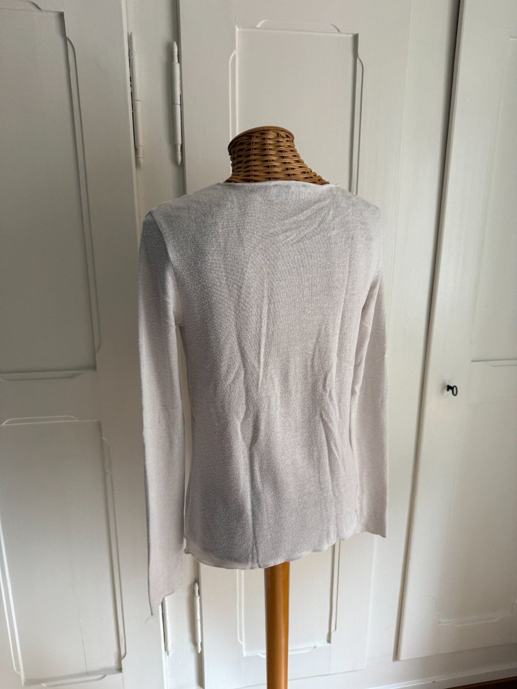 Zara Maglioni & Felpe: ZARA - Feinstrick Langarmshirt beige S – Usato da Zürich venduto da Diazaio 2