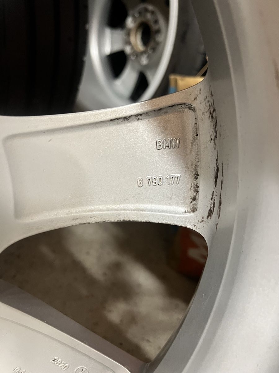 BMW Cerchioni: BMW Alufelgen 18 Zoll – Usato da Emmen venduto da c.o.b.i 5