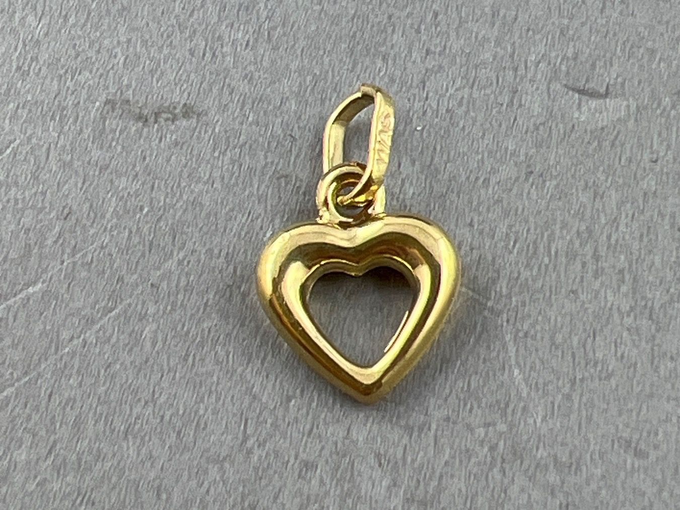 Anhänger: Anhänger 750 Gold – Gebraucht aus Niederuzwil von
