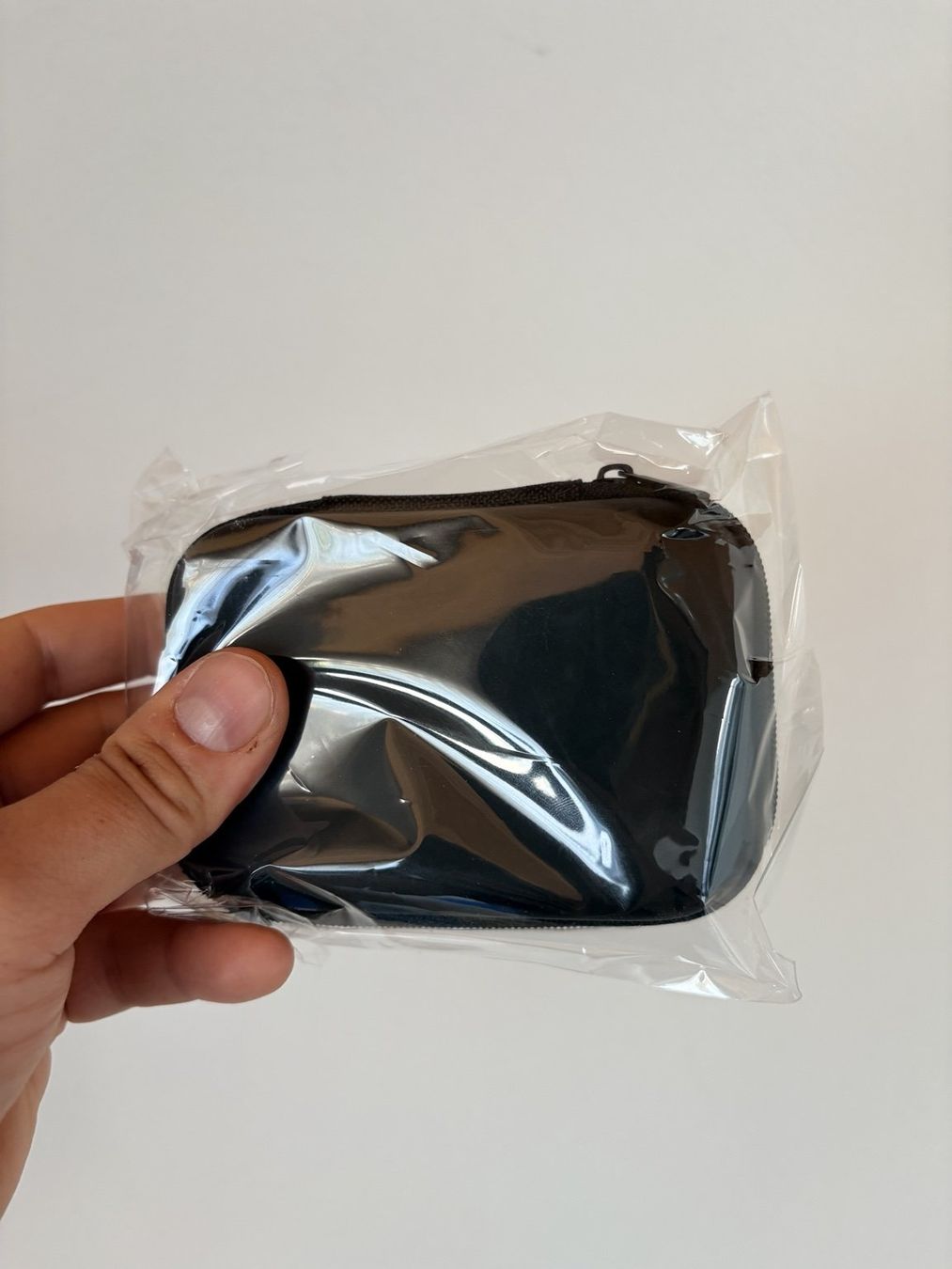 Borse: Mini Kabel-Tasche Schwarz – Nuovo e nell'imballaggio originale da Fislisbach venduto da tam_t828
