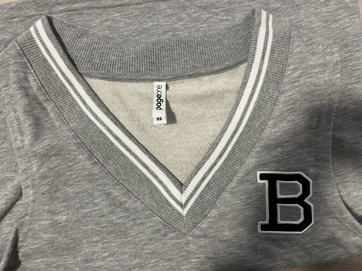 Top: Top/Pullunder oversized grau XS ungetragen – Nuovo (secondo la descrizione) da Birrwil venduto da vanyboo 2