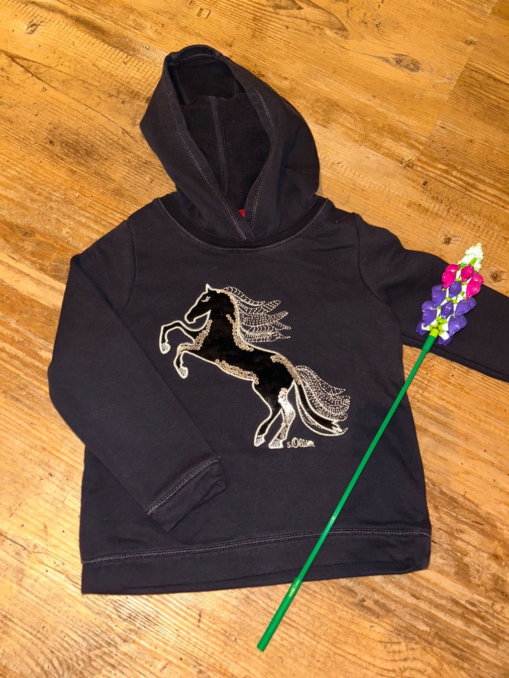 S.Oliver Pullover & Sweatshirts: Kapuzenpullover 92/98 S. Oliver - neuwertig – Neu (gemäss Beschreibung) aus Safenwil von 2hand_aber_wertvoll