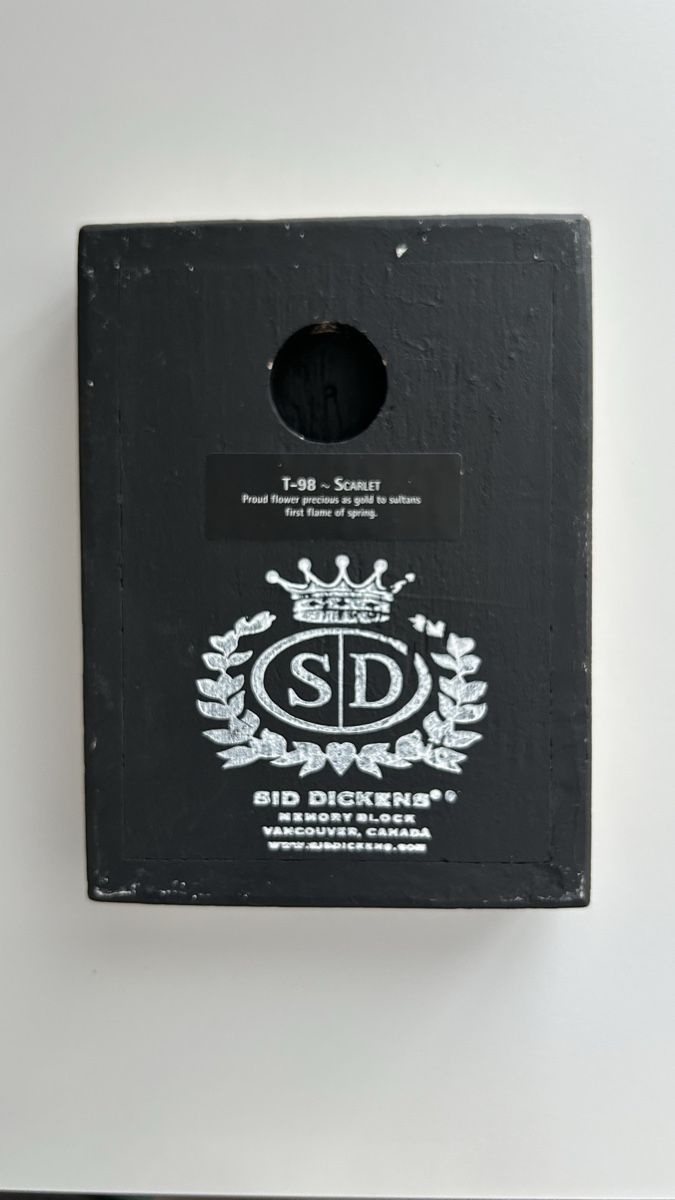 Foto & Immagini: Sid Dickens Memory Block T-98 Scarlet – Usato da Meilen venduto da Swisscommunicator 2