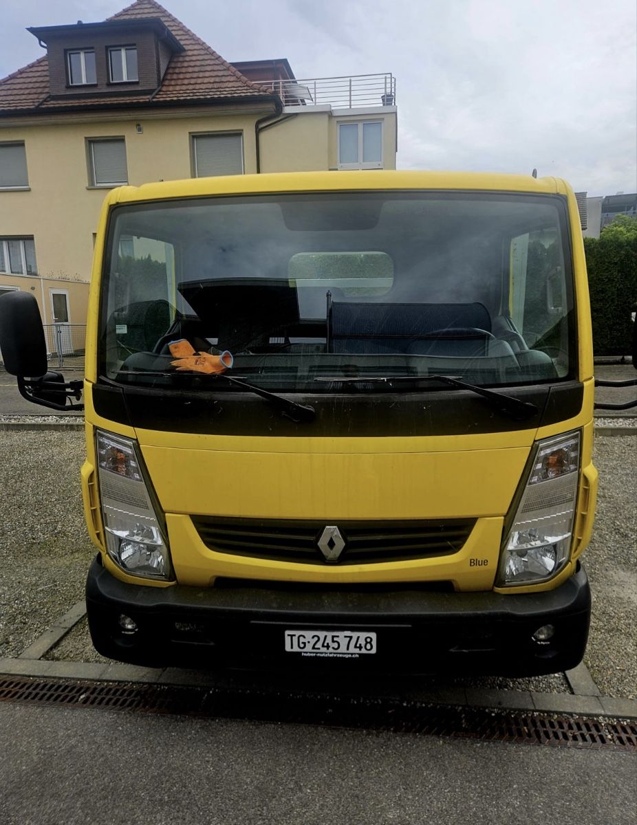 Renault Trucks Veicoli commerciali: Renault Maxity 150.35 – Usato da Kreuzlingen venduto da Artfinehaas 1