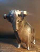 Stier Skulptur gemarkt