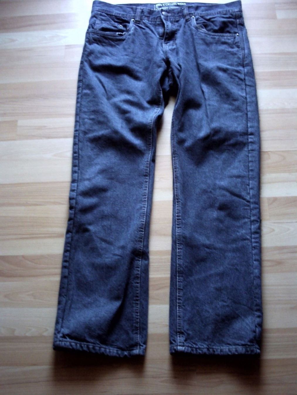 Jeans: Jeans N°1 T.44 – Nuovo (secondo la descrizione) da Grône venduto da Cramouze