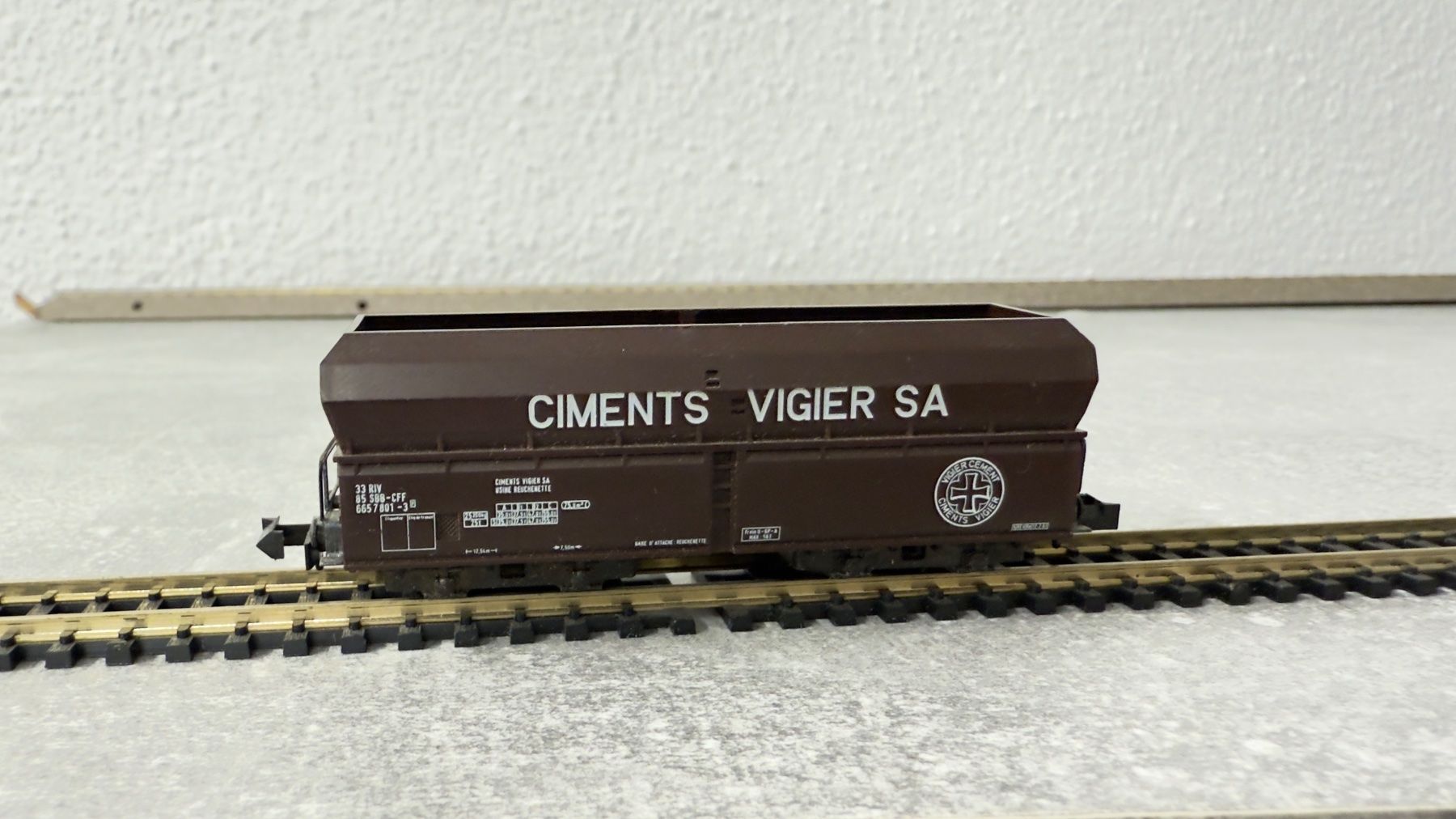 Trix Modellini di ferrovie: Trix Güterwagen Vigier Cement  Spur N – Usato da Windlach venduto da Kelebra 6