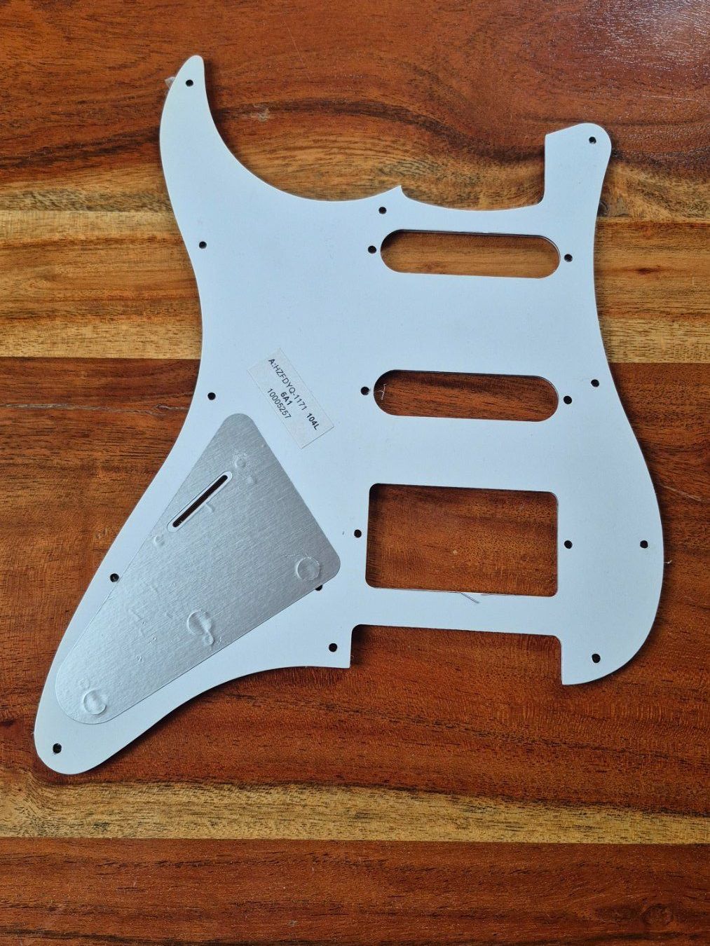 Strumenti musicali: Pickguard Stratocaster rot/Tourtoise – Nuovo (secondo la descrizione) da Winterthur venduto da NorrSydGuitars 1