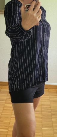 Lyla Bluse, Gr. S, dunkelblau/weiss gestreift, neuwertig!