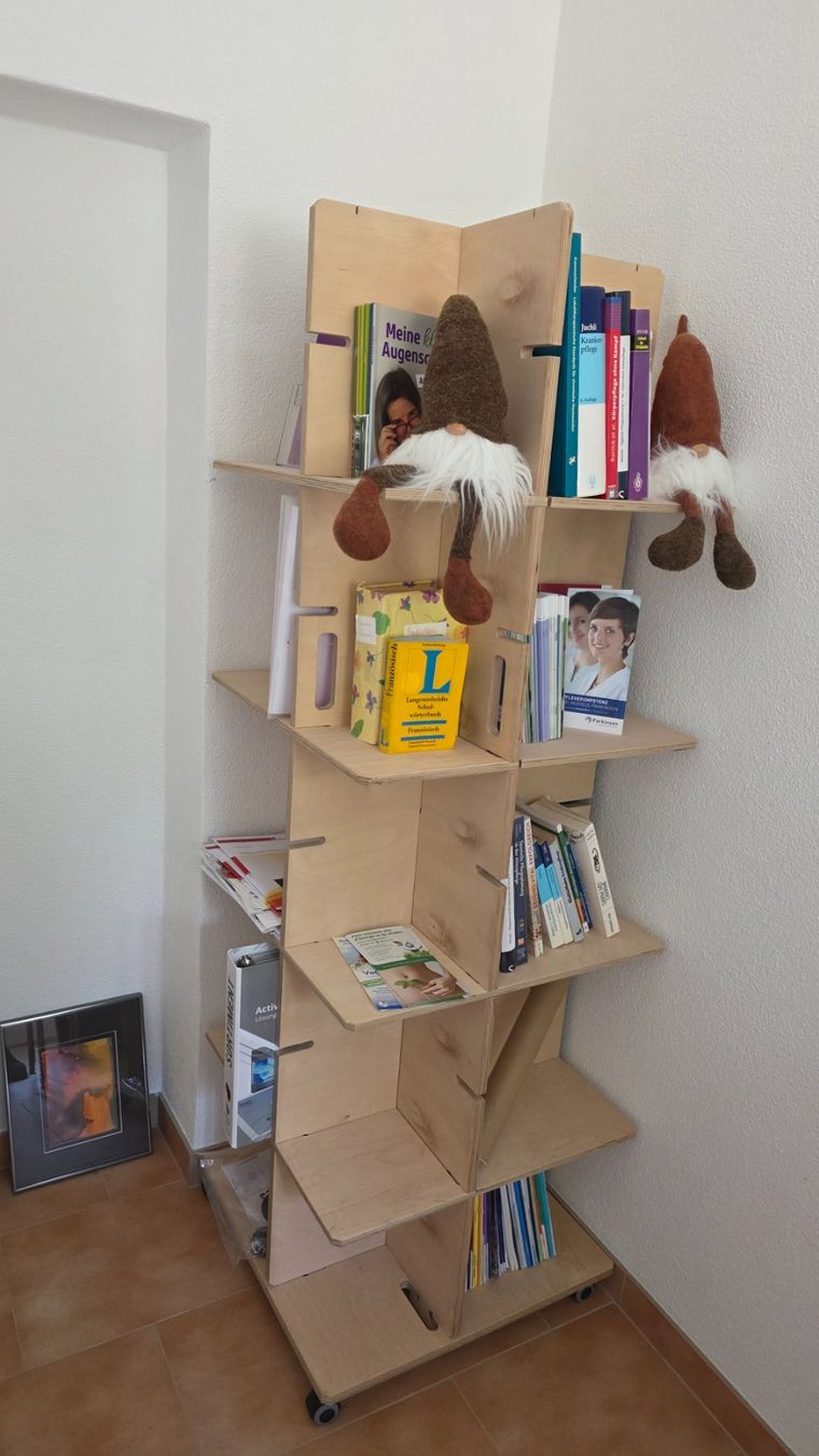 Sonstige Dekorationen & Accessoires: Prospektständer – Gebraucht aus Biel/Bienne von str_wy69