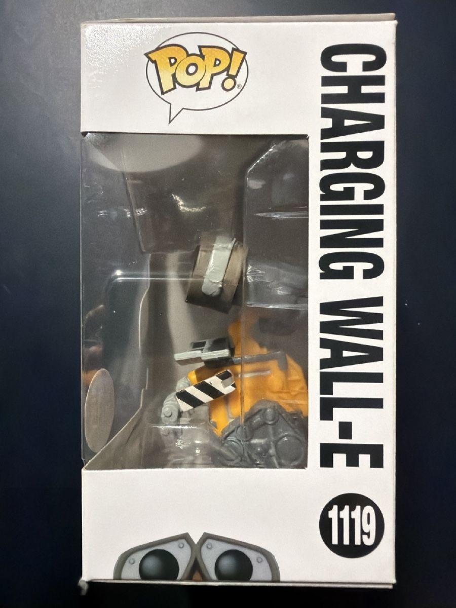 Funko Figuren: Funko Pop Figur Wall-E Charging Specialty Series – Gebraucht aus Gutenswil von gen_wd2b 1