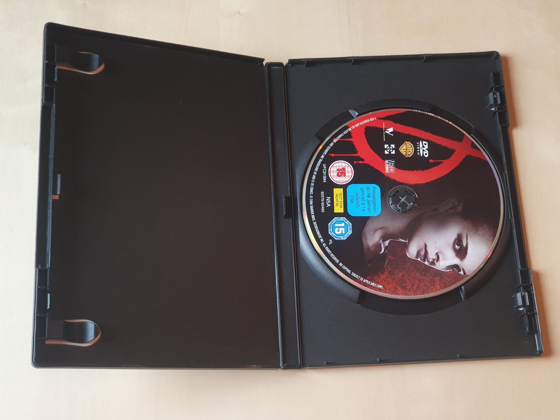 Tutti i DVDs: V wie Vendetta – Usato da Stansstad venduto da collectorsshop 2