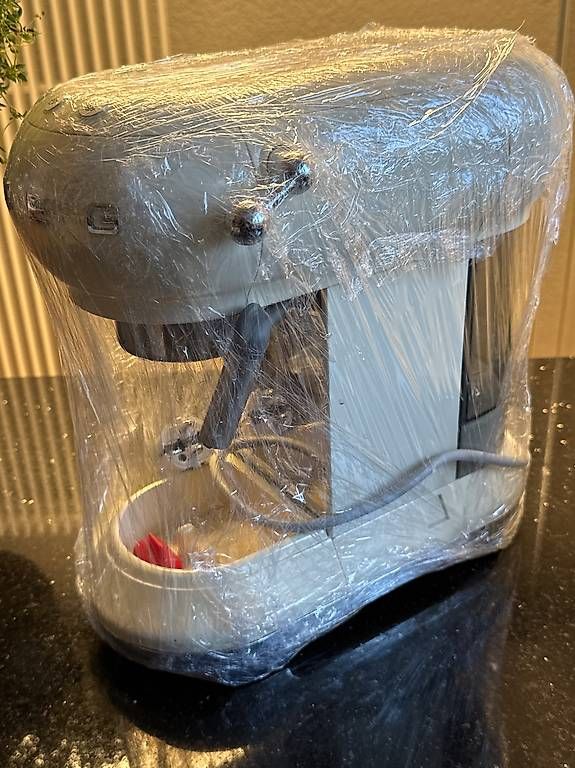 Kaffeemaschinen & Espressomaschinen: Smeg Kaffemaschine – Gebraucht aus Worblaufen von bar_8mk5 1