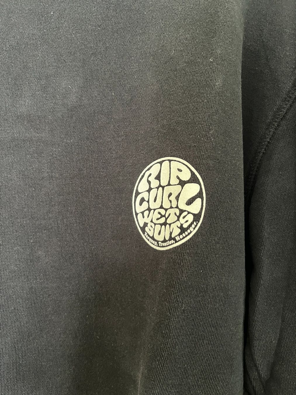 Rip Curl Pulls & Sweat-shirts: CREW NECK SWEATER/PULLOVER von RIPCURL – D'occasion à Zürich par Ankawhi 1