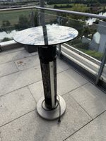 Heizstrahler mit Glasplatte und Beleuchtung